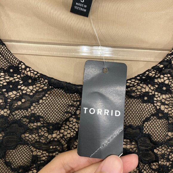 New Torrid Top size 3X Black Tan Stretch Lace High Neck Tank - Picture 5 of 10